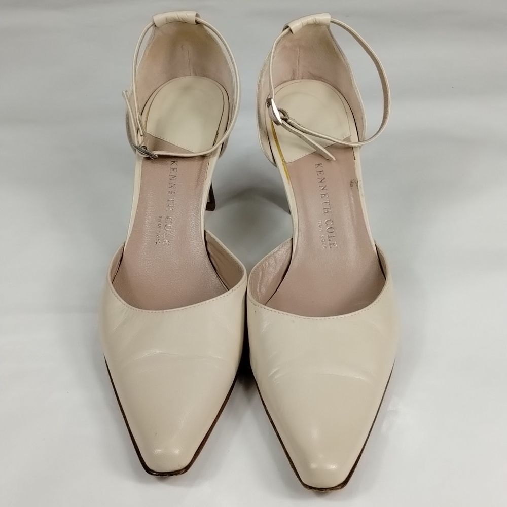 Kenneth Cole Beige Leather Close Toe Ankle Strap Wood High Heel